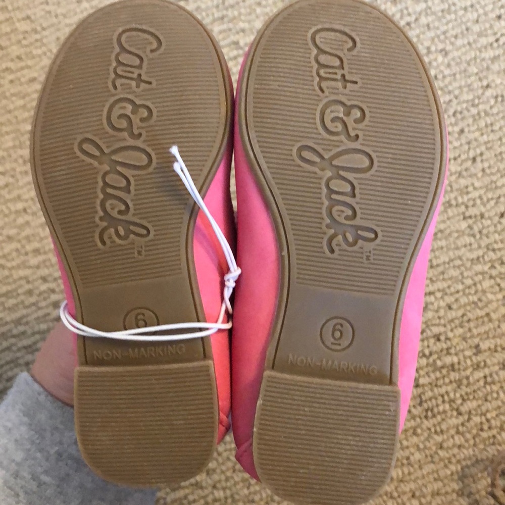 Cat & Jack pink flats - Picture 2 of 2